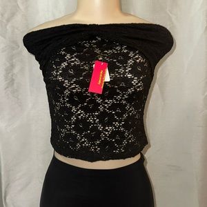 Yabes Black lace Small Sleeveless Top